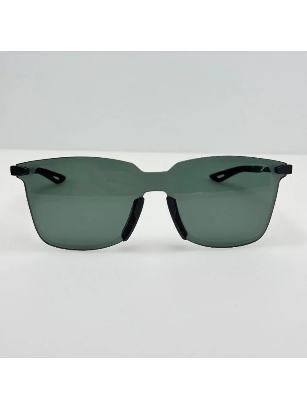 Legere Sunglasses 61041-019-74 D12 Black Italy